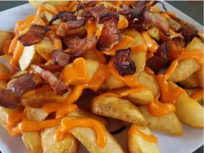 Batata Rústica c/ Cheddar e Bacon